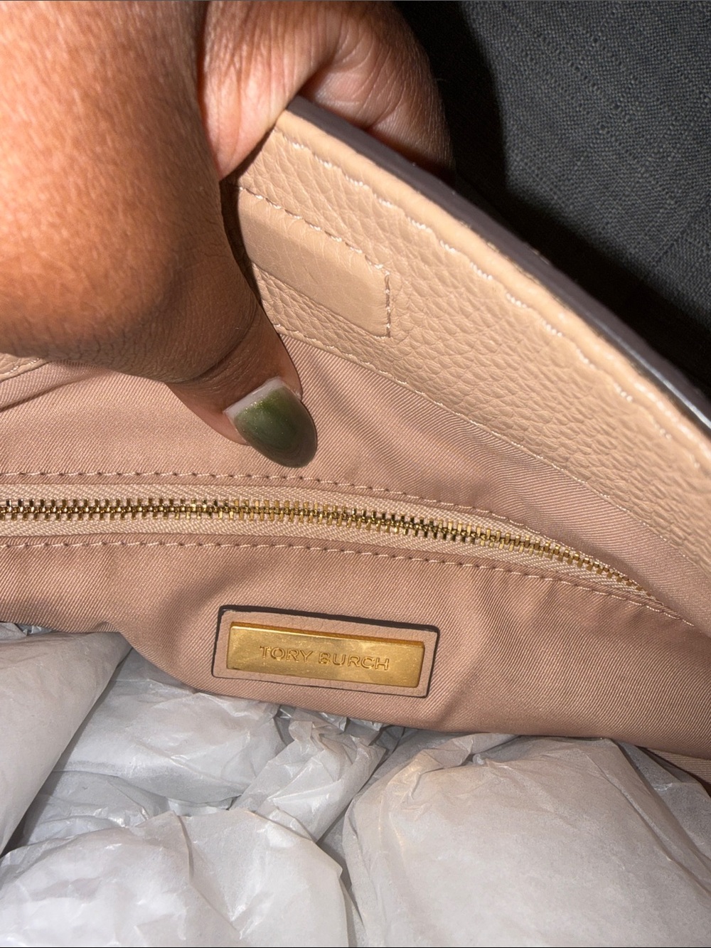Tory Burch Mcgraw Shoulder Bag - Picture 8 of 11
